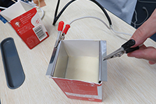 電気パンとおいしいバターを作ってみよう（理科実験教室）の様子