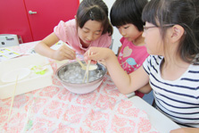 アイスクリームを作ってみよう実験教室の写真